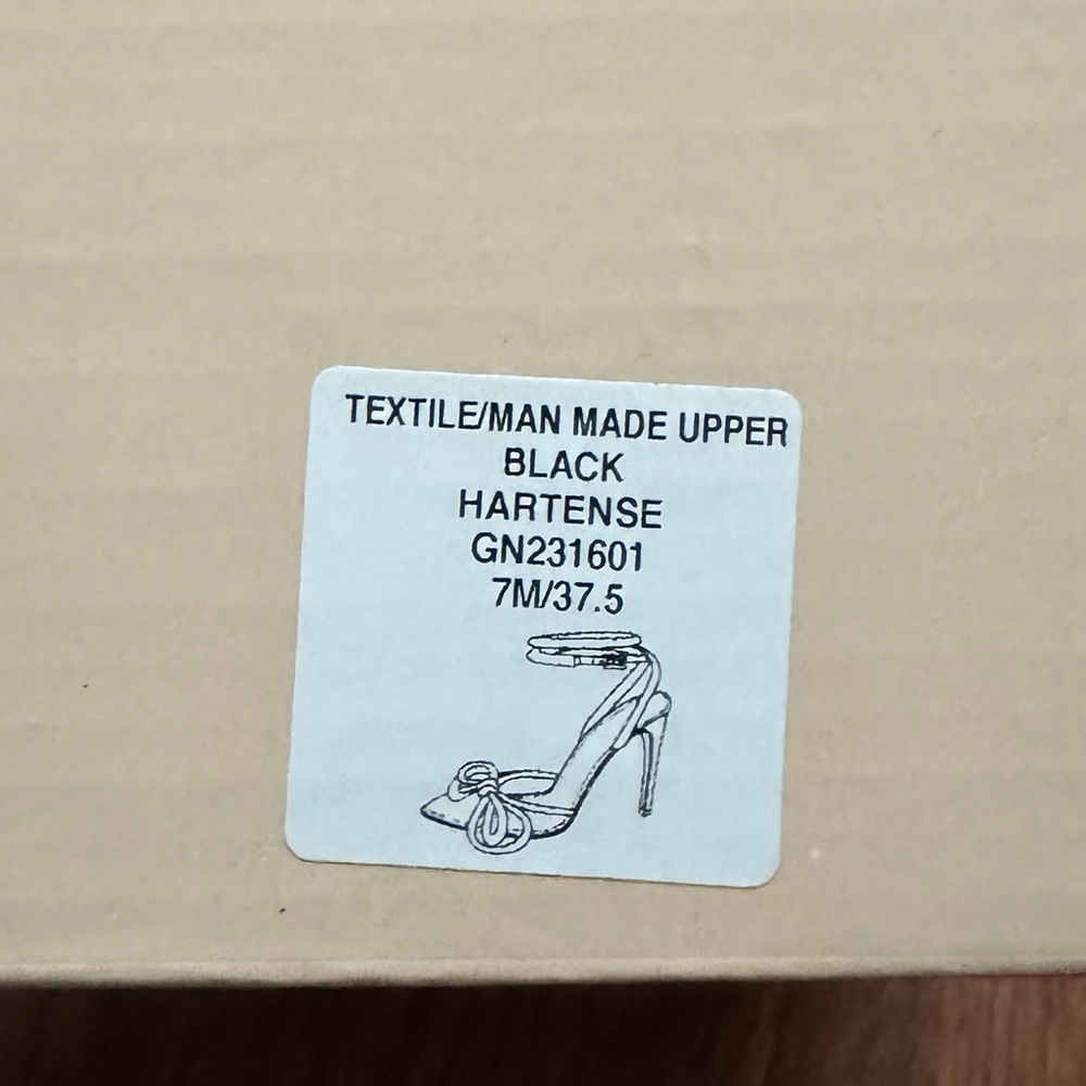 BCBGeneration bow tie heels - Picture 4 of 4